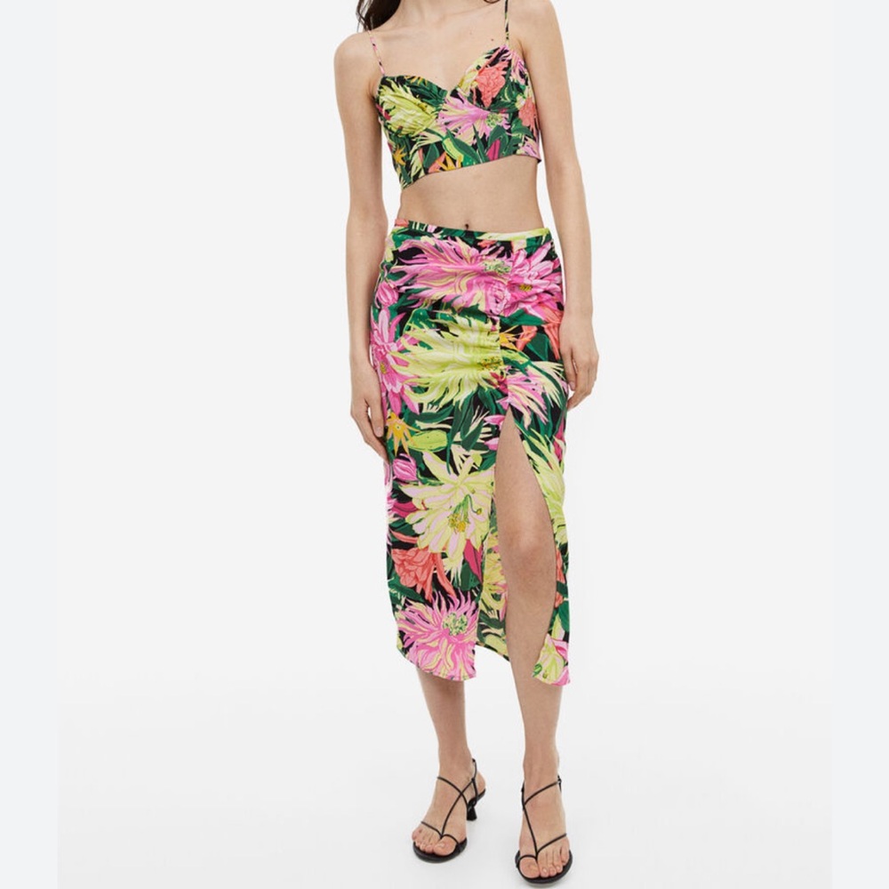 H&M tropical outfit
